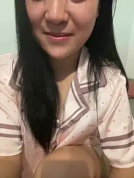 hotgirl-sexy online show from July 8, 2026, 3:13 pm
