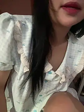 hotgirl-sexy online show from May 14, 2026, 2:52 am