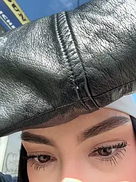 Snapshot of Bonny_Eva chatting on February 14, 2026, 1:44 pm Bonny Eva online show from February 14, 2026, 1:44 pm