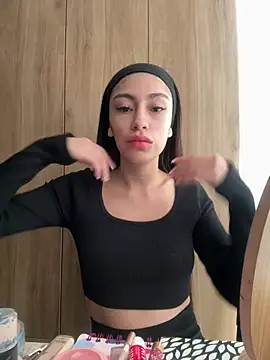 Snapshot of Bonny_Eva chatting on July 2, 2026, 5:41 pm Bonny Eva online show from July 2, 2026, 5:41 pm