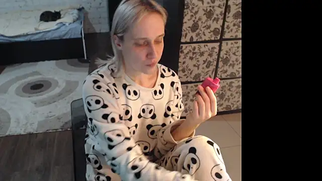 Snapshot of Your_guilty_pleasure1 chatting on March 1, 2026, 6:41 pm Your guilty pleasure1 online show from March 1, 2026, 6:41 pm