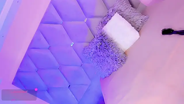 EmmaSweet23 online show from April 10, 2026, 8:49 pm