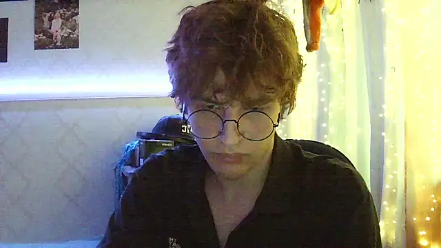 Snapshot of TimBunnyy chatting on May 20, 2026, 1:52 pm TimBunnyy online show from May 20, 2026, 1:52 pm