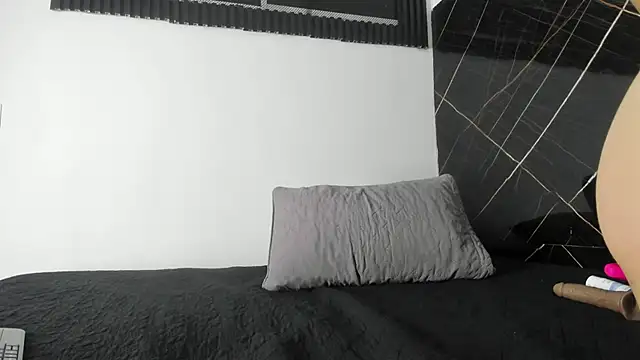 Bonniie 23 online show from February 22, 2026, 4:26 am