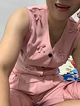 Baby-lovely69 online show from April 25, 2026, 3:53 am