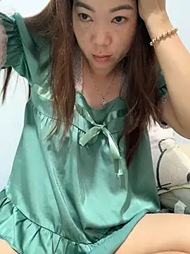 Baby-lovely69 online show from April 23, 2026, 10:11 pm