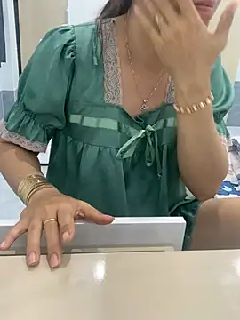 Baby-lovely69 online show from June 16, 2026, 11:38 pm