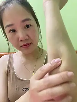 Snapshot of Baby-sexy69 chatting on February 27, 2026, 2:45 am Baby-sexy69 online show from February 27, 2026, 2:45 am