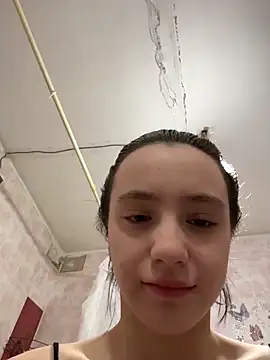 Snapshot of MiaTee chatting on March 1, 2026, 2:11 am MiaTee online show from March 1, 2026, 2:11 am