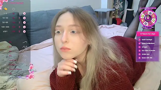 Snapshot of Emiliaaah chatting on February 19, 2026, 10:29 pm Emiliaaah online show from February 19, 2026, 10:29 pm