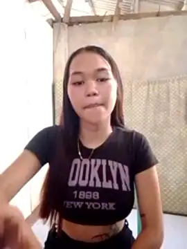 Snapshot of lovely_pilipina19 chatting on March 31, 2026, 4:25 am lovely pilipina19 online show from March 31, 2026, 4:25 am