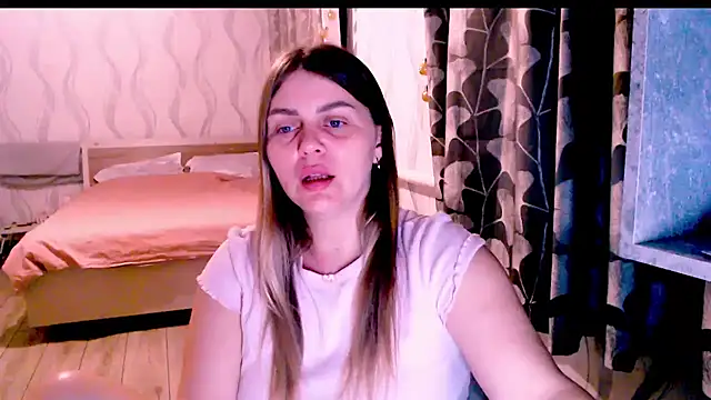 Snapshot of MagicKatarina_ chatting on March 1, 2026, 7:14 pm MagicKatarina online show from March 1, 2026, 7:14 pm