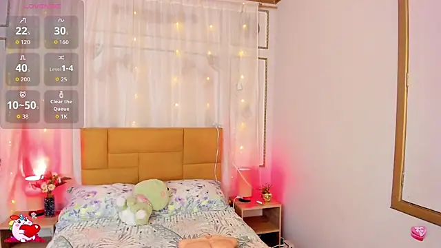 Snapshot of Kylie_Gomez chatting on February 4, 2026, 12:11 pm Kylie Gomez online show from February 4, 2026, 12:11 pm