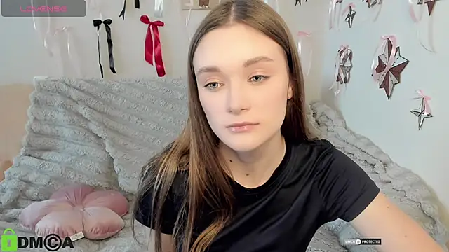 Snapshot of Elina_X chatting on July 11, 2026, 1:22 pm Elina X online show from July 11, 2026, 1:22 pm