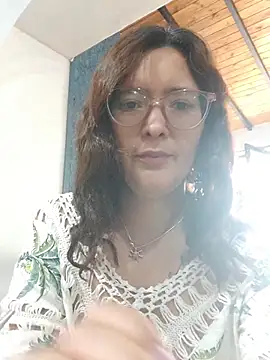 Snapshot of Harley-77 chatting on February 19, 2026, 2:14 pm Harley-77 online show from February 19, 2026, 2:14 pm