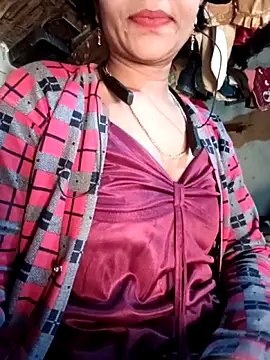 Snapshot of Lovely_sima chatting on February 6, 2026, 11:50 am Lovely sima online show from February 6, 2026, 11:50 am