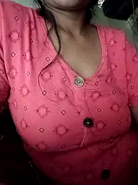 Snapshot of Lovely_sima chatting on February 28, 2026, 9:42 am Lovely sima online show from February 28, 2026, 9:42 am