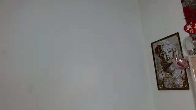 Snapshot of madissonrousecs chatting on February 14, 2026, 1:33 pm madissonrousecs online show from February 14, 2026, 1:33 pm