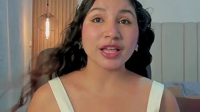 Snapshot of Victoria_Rosee chatting on May 25, 2026, 12:37 pm Victoria Rosee online show from May 25, 2026, 12:37 pm