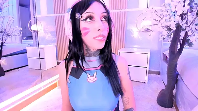 Snapshot of SalemBlackrose chatting on February 13, 2026, 5:18 am SalemBlackrose online show from February 13, 2026, 5:18 am