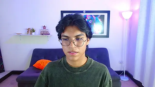 Maecum18 online show from March 7, 2026, 9:31 pm