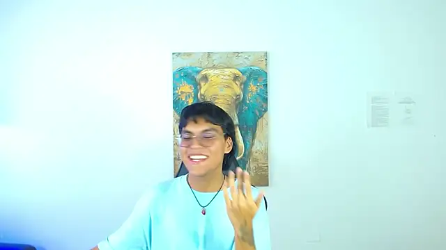 Snapshot of Maecum18 chatting on July 8, 2026, 8:31 pm Maecum18 online show from July 8, 2026, 8:31 pm
