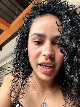 SirenStell0 online show from April 6, 2026, 5:25 pm