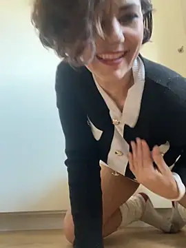 Snapshot of eva_luz chatting on March 1, 2026, 1:33 pm eva luz online show from March 1, 2026, 1:33 pm