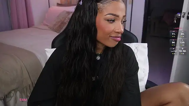 eimi spacee online show from February 5, 2026, 10:49 pm