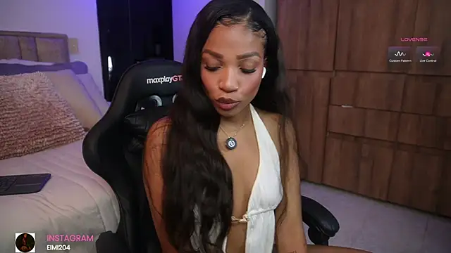 eimi spacee online show from April 16, 2026, 10:56 pm