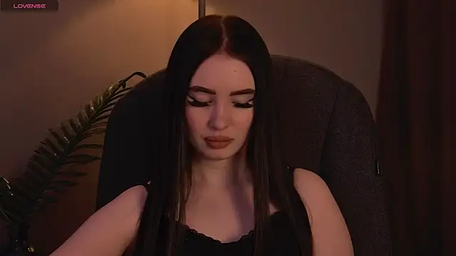 ArianaLim online show from April 11, 2026, 3:05 pm