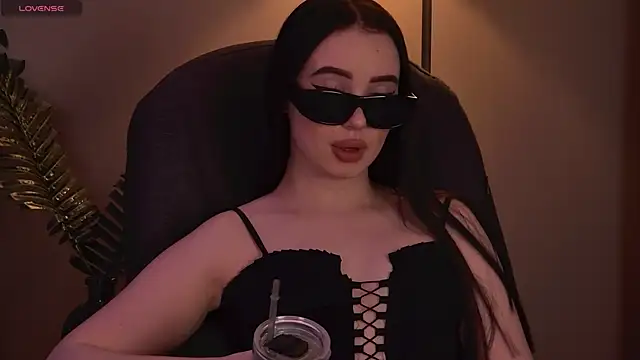 ArianaLim online show from March 19, 2026, 3:34 pm