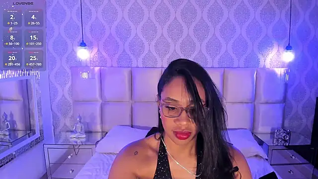 Snapshot of Scarlett_Viibe chatting on February 17, 2026, 11:51 am Scarlett Viibe online show from February 17, 2026, 11:51 am