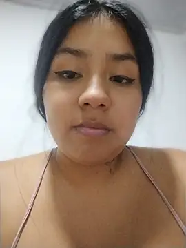 Noa Baker online show from June 2, 2026, 1:05 am