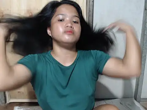 yummydelitex online show from March 22, 2026, 10:44 pm