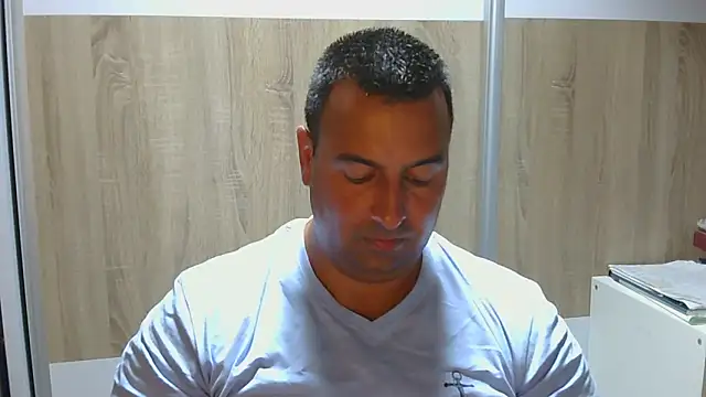 Snapshot of VanillaTime78-Jorge chatting on June 4, 2026, 9:08 pm VanillaTime78-Jorge online show from June 4, 2026, 9:08 pm
