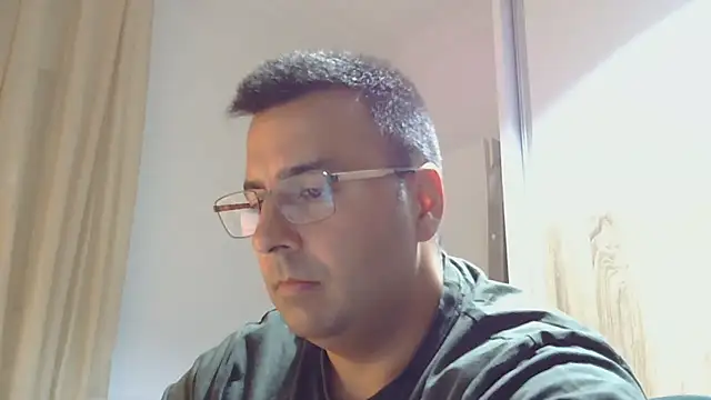 Snapshot of VanillaTime78-Jorge chatting on May 12, 2026, 11:11 pm VanillaTime78-Jorge online show from May 12, 2026, 11:11 pm