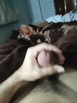 amirMohamed58 online show from April 12, 2026, 1:36 pm