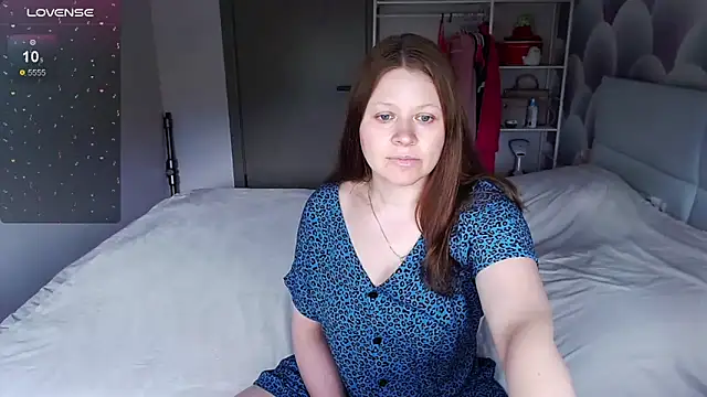 Snapshot of Aleksasamuii chatting on May 10, 2026, 7:45 am Aleksasamuii online show from May 10, 2026, 7:45 am