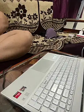chubby couple456 online show from June 15, 2026, 5:56 pm