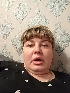 Snapshot of KristinaLowq chatting on April 4, 2026, 4:02 pm KristinaLowq online show from April 4, 2026, 4:02 pm