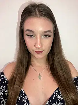 Snapshot of Green_eyes_lady chatting on July 19, 2026, 4:59 pm Green eyes lady online show from July 19, 2026, 4:59 pm