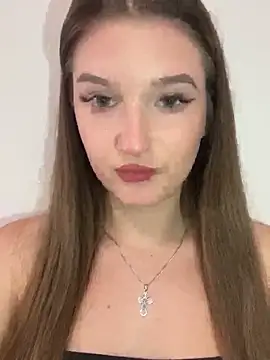 Snapshot of Green_eyes_lady chatting on July 4, 2026, 3:49 pm Green eyes lady online show from July 4, 2026, 3:49 pm