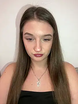 Snapshot of Green_eyes_lady chatting on July 28, 2026, 6:20 pm Green eyes lady online show from July 28, 2026, 6:20 pm