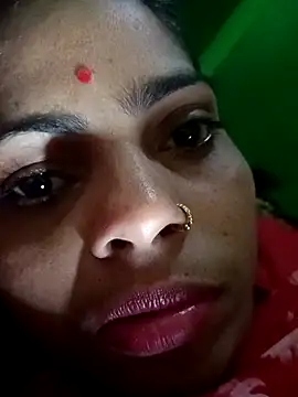 Priyakoli4568 online show from April 11, 2026, 7:38 am