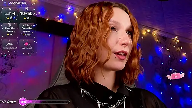 Vamp Mila online show from March 29, 2026, 7:37 pm