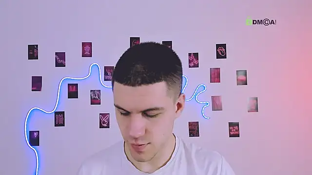 neo raze online show from March 11, 2026, 7:41 pm