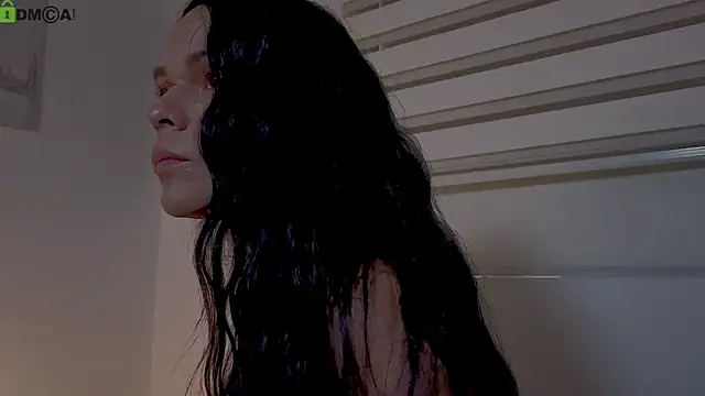 Snapshot of verodeli chatting on November 2, 2025, 6:35 pm verodeli online show from November 2, 2025, 6:35 pm