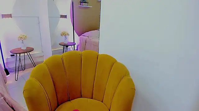 Snapshot of Dafne_Grace chatting on March 1, 2026, 2:28 pm Dafne Grace online show from March 1, 2026, 2:28 pm