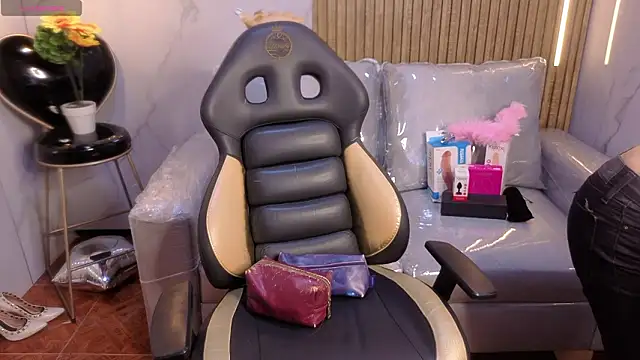 Lynn turner online show from February 28, 2026, 1:00 pm